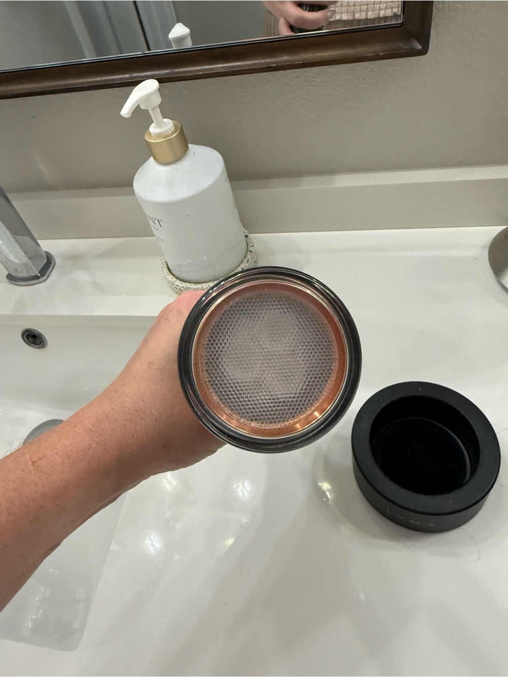 LYMA Black Beauty Device - Sleek Cylindrical Skincare Tool - Picture 2 of 5
